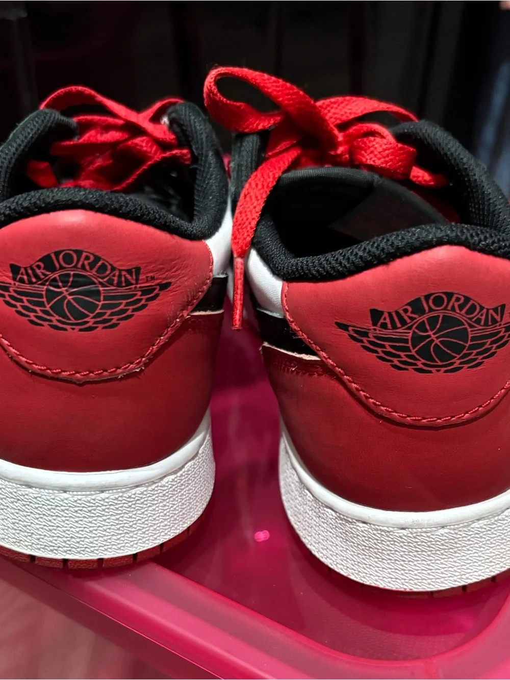 Air Jordan 1 Low Black Toe 7Y/8.5W